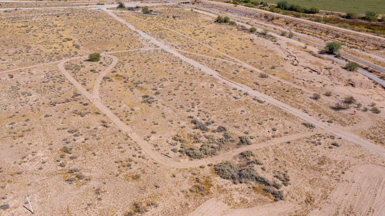 Short Course Looking NE